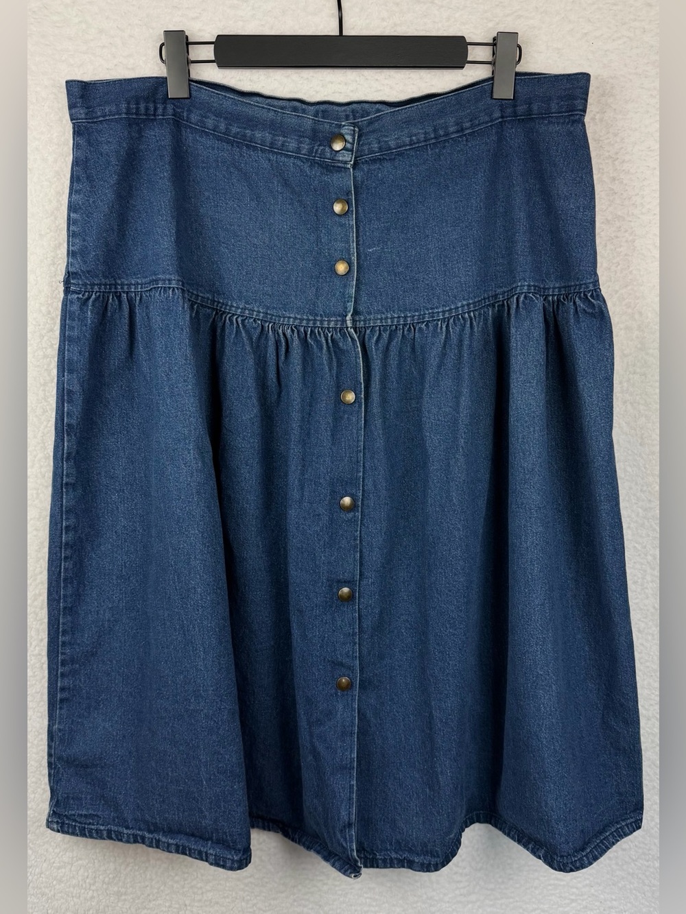 (VTG) MYSTIC BLUES • Blue Dark Wash Denim 100% Cotton Button-Front Skirt, 40 - Picture 2 of 10